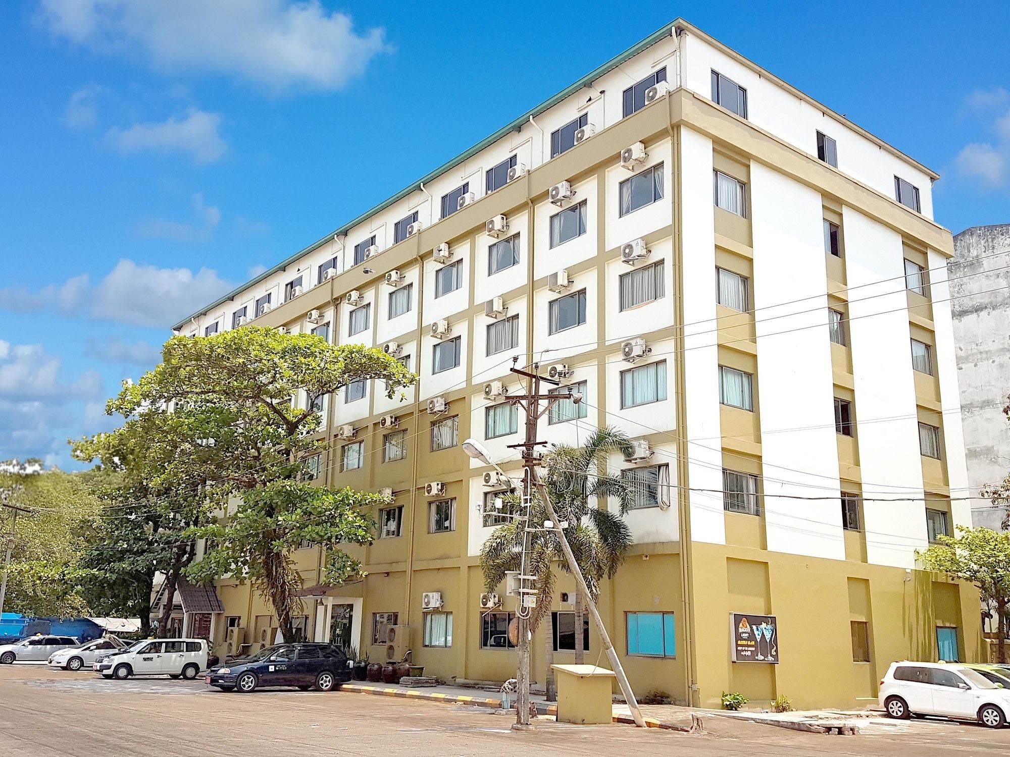 63号酒店 仰光 外观 照片